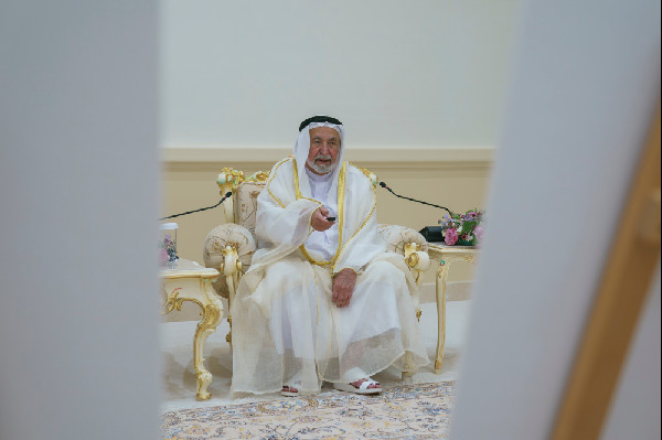 Sharjah Ruler Meets Archaeology Experts