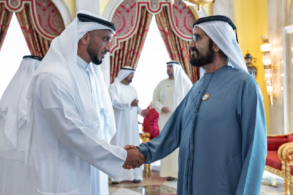 Mohammed bin Rashid Meets Investors at Zabeel Palace