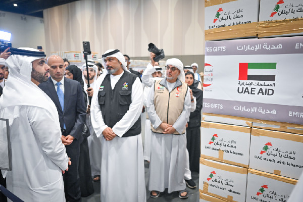 Sheikh Mansoor Visits UAE Lebanon Relief Centre Sheikh Mansoor Visits UAE Lebanon Relief Centre