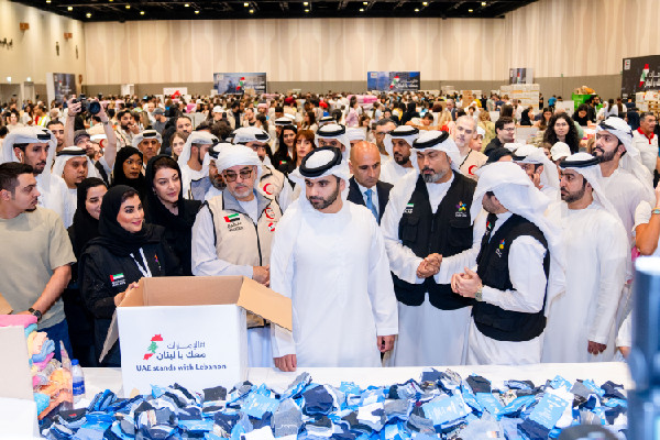 Sheikh Mansoor Visits UAE Lebanon Relief Centre Sheikh Mansoor Visits UAE Lebanon Relief Centre