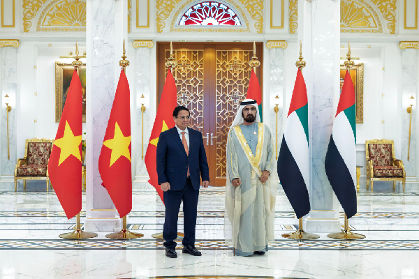 UAE and Vietnam Leaders Discuss Cooperation