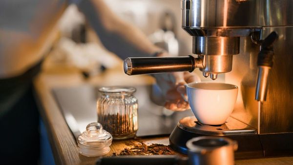 Top Portable Coffee Makers for Home Brewing