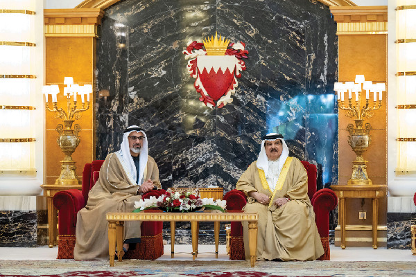 Bahrain King Hosts Abu Dhabi Crown Prince