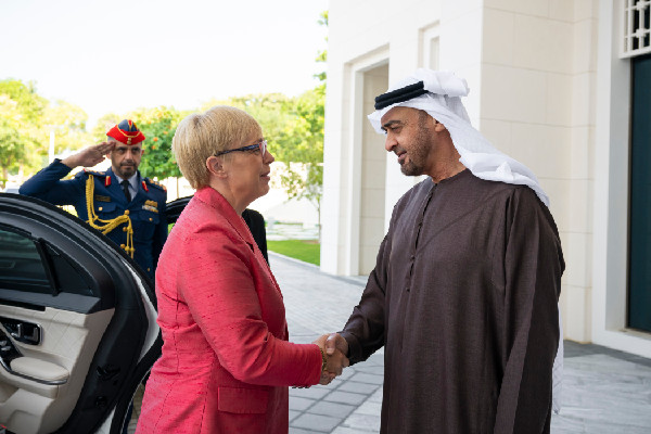 UAE and Slovenia Discuss Cooperation