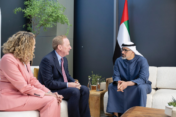 Khalid bin Mohammed Meets Microsoft Vice Chairman
