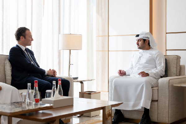 Maktoum bin Mohammed Meets Rothschild Chairman