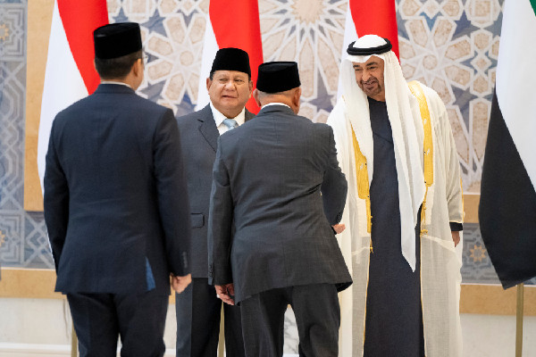 UAE Welcomes Indonesian President with Ceremony