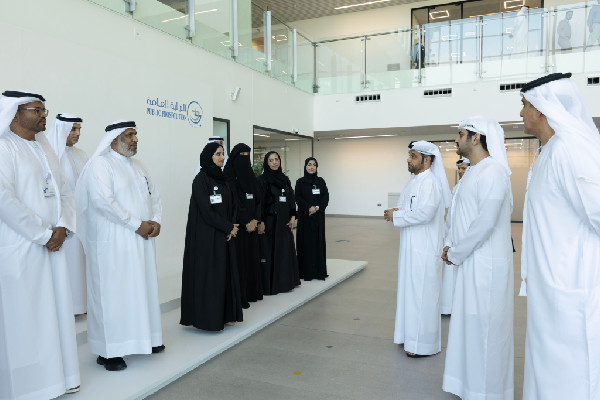 Maktoum Reviews Dubai Public Prosecution Operations