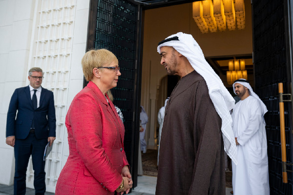 UAE and Slovenia Discuss Cooperation