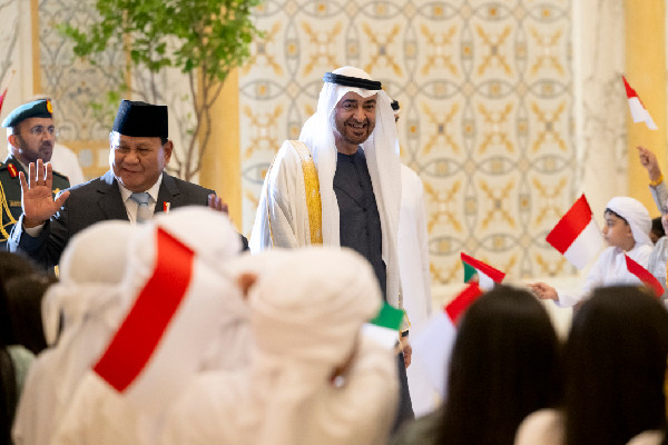 UAE Welcomes Indonesian President with Ceremony