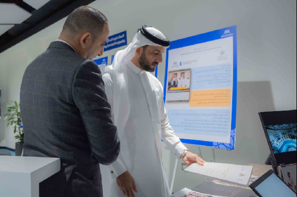 Visit by University of Sharjah President to Research Institute