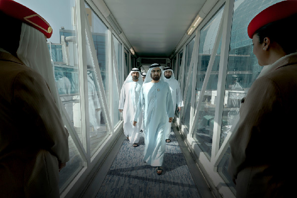 Sheikh Mohammed Reviews New Airbus A350 for Emirates