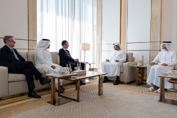 Maktoum bin Mohammed Meets Rothschild Chairman