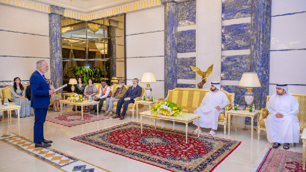 Al Sharqi Receives Medal from University of Bari