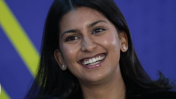 Jhanvi Mehta Steals the Show at IPL Auction Jhanvi Mehta Steals the Show at IPL Auction