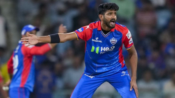 CSK Acquires Khaleel Ahmed for ₹4.8 Crores CSK Acquires Khaleel Ahmed for ₹4.8 Crores