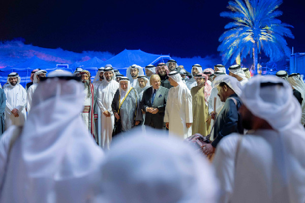 Sharjah's Desert Theatre Festival Begins with Royal Attendance