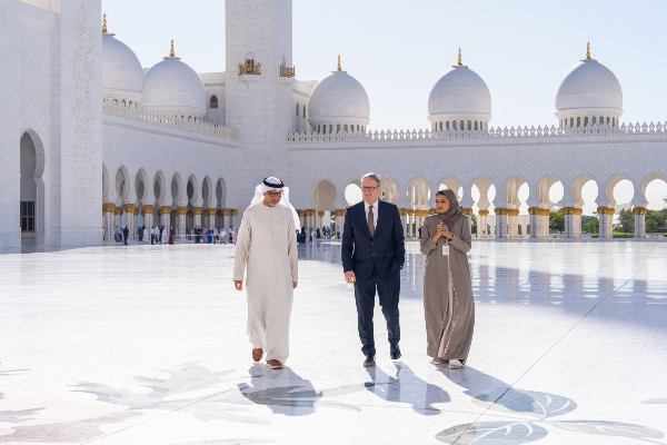 Keir Starmer Visits Sheikh Zayed Grand Mosque