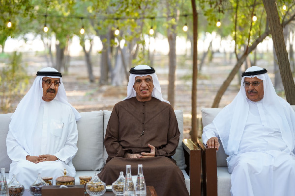 Sheikh Saud bin Saqr Meets Business Leaders