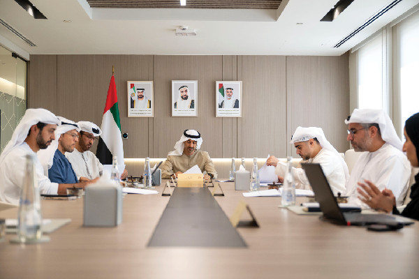 Hamdan bin Mohammed Discusses Smart Systems Strategy