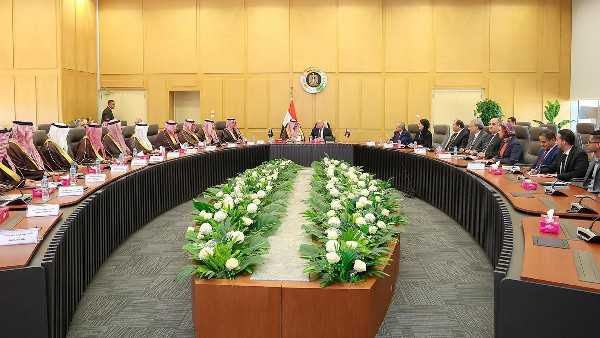 Alkhorayef Meets Egyptian Officials on Industry Alkhorayef Meets Egyptian Officials on Industry