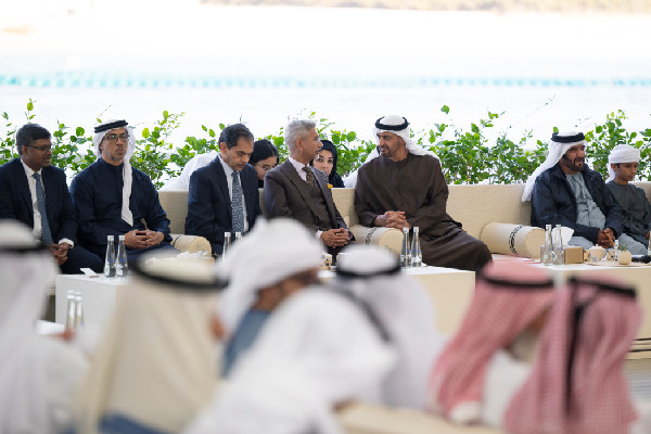 UAE President Meets Indian External Affairs Minister
