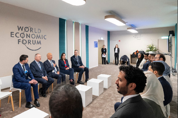 UAE Meets Klaus Schwab at WEF 2025
