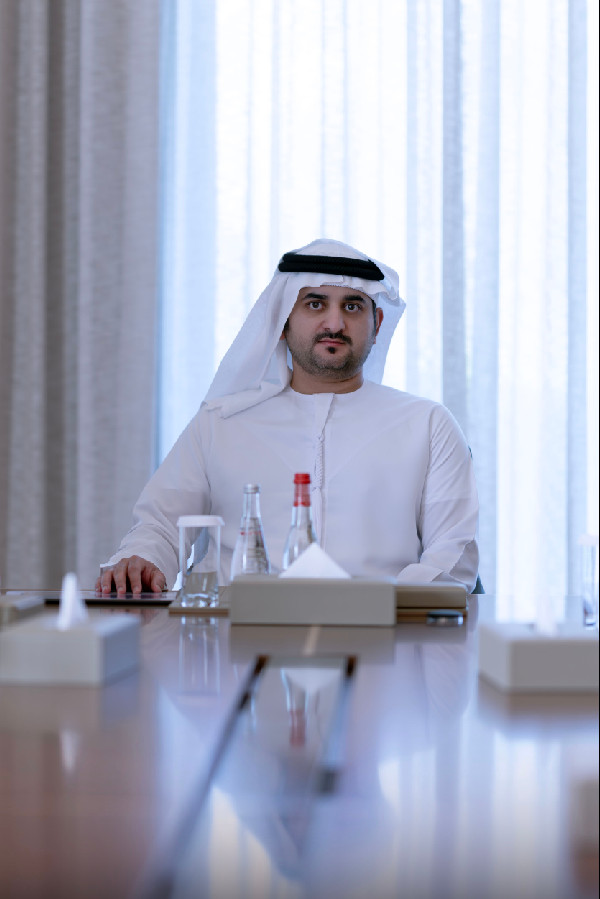 Maktoum bin Mohammed Reviews Finance Achievements