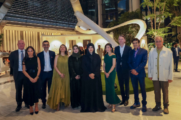 Latifa bint Mohammed Opens Art Exhibition in Dubai