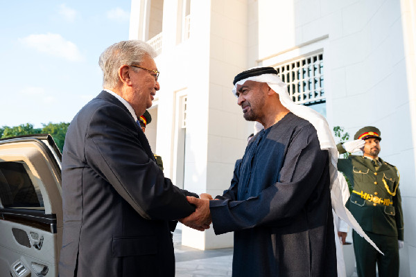 UAE and Kazakhstan Leaders Discuss Cooperation