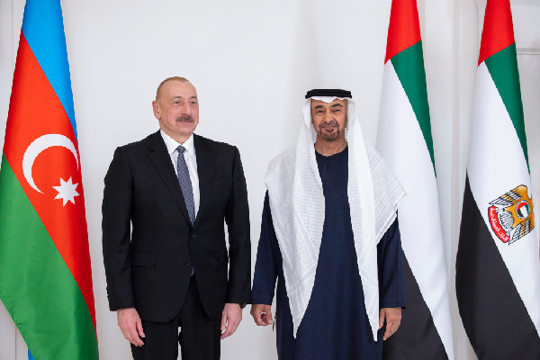 UAE and Azerbaijan Leaders Discuss Cooperation