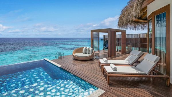 Endless Summer Escapes in the Maldives Endless Summer Escapes in the Maldives