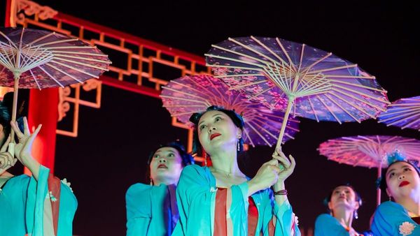 Lunar New Year Celebrations Begin in Dubai Lunar New Year Celebrations Begin in Dubai