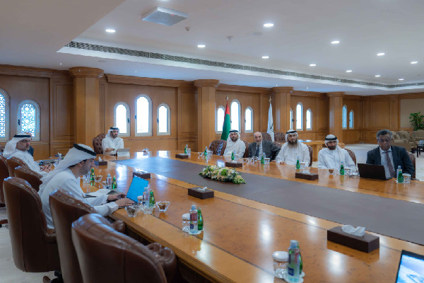 Sultan bin Ahmed Reviews Water Desalination Project