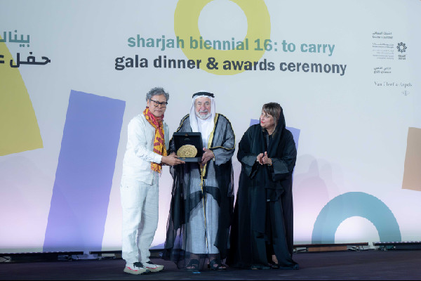 Sultan Al Qasimi Honours Sharjah Biennial Winners Sultan Al Qasimi Honours Sharjah Biennial Winners