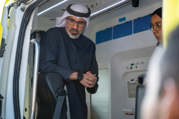Khalid bin Mohammed Reviews Medical Operations Centre