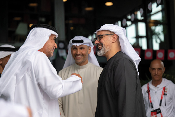Khaled bin Mohamed Meets UAE Cyclists