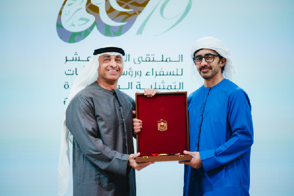 UAE President Awards Zayed II Medal to Ambassadors UAE President Awards Zayed II Medal to Ambassadors