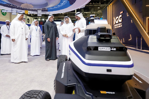 Khalid bin Mohammed Visits IDEX 2025