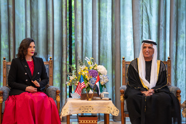 Saud bin Saqr Hosts Michigan Governor for Economic Talks