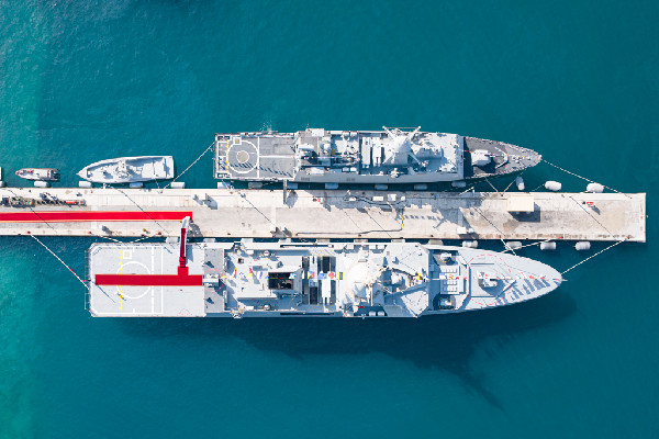 Hamdan bin Mohammed Commissions New Naval Vessel