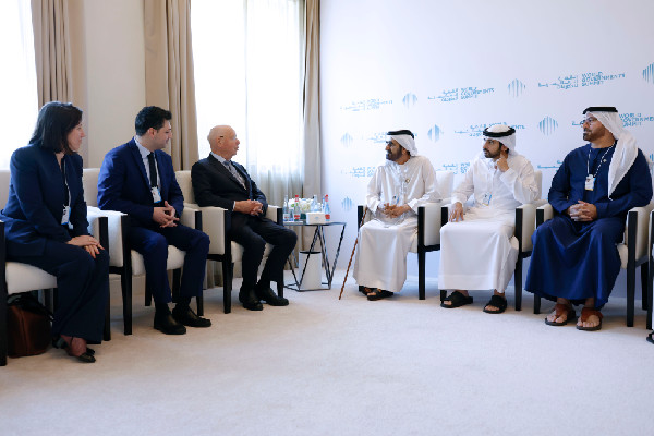 Mohammed bin Rashid Meets Klaus Schwab at Summit