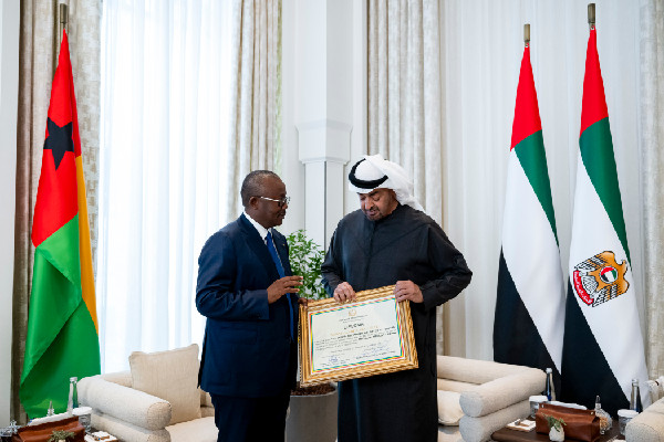 UAE and Guinea-Bissau Leaders Discuss Cooperation