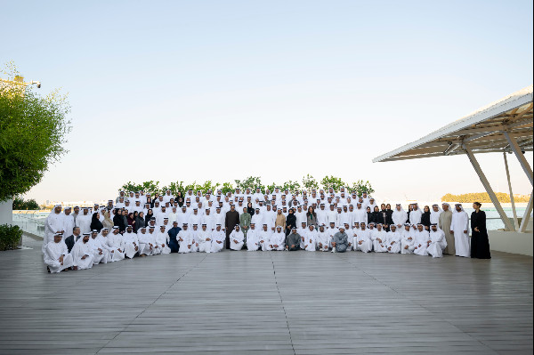 UAE President Hosts Ambassadors in Abu Dhabi