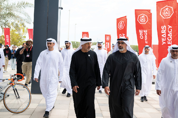 Khaled bin Mohamed Meets UAE Cyclists
