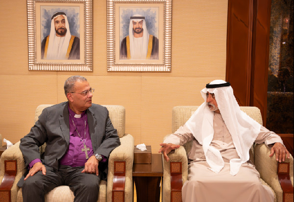 Nahyan bin Mubarak Meets Evangelical Leader