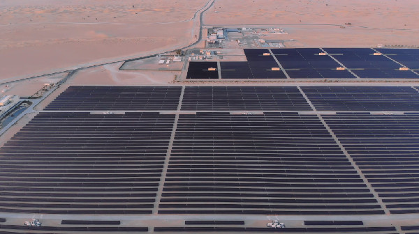 UAE Advances Solar Energy for Sustainability