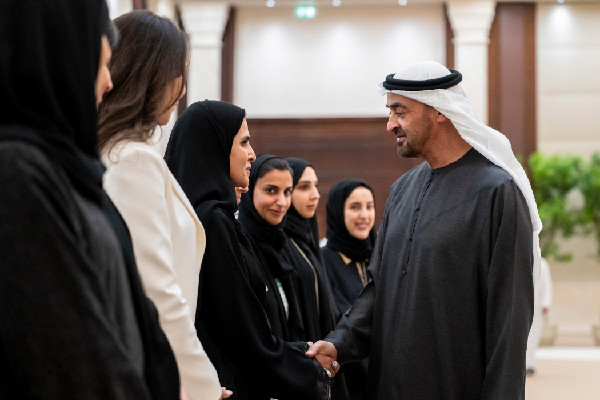 UAE President Hosts Erth Zayed Philanthropies Delegation
