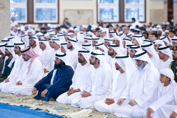 Eid al-Fitr Prayer Led by Hamdan bin Mohammed