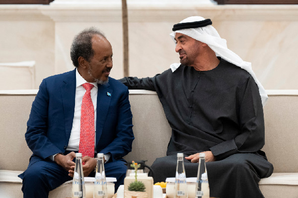 UAE and Somalia Discuss Cooperation During Ramadan